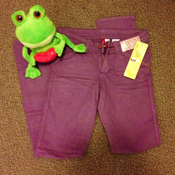 H & M purple violet jeans size 34