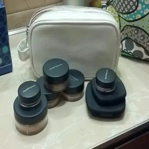 *Hold for @lakenlee* bareMinerals Starter Set