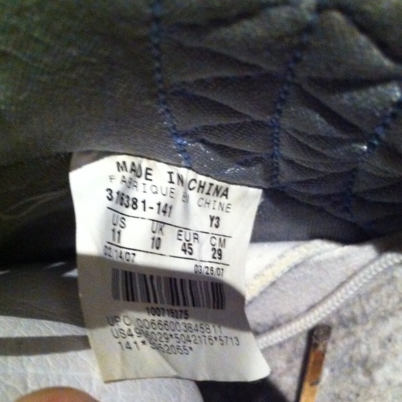 Air Jordan XX2 - Picture 2 of 3