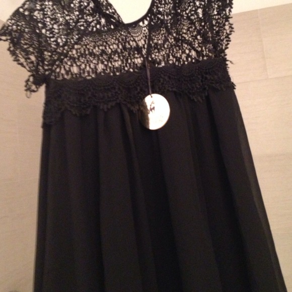 LF black chiffon dress - Picture 4 of 4