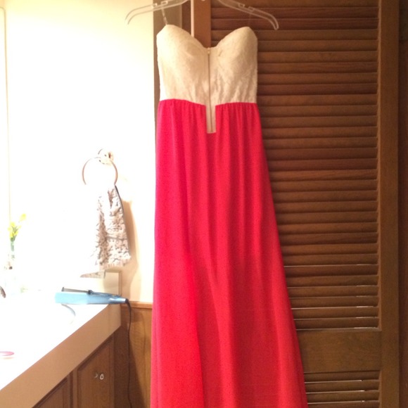 Lace Bustier Maxi Dress - Picture 2 of 3