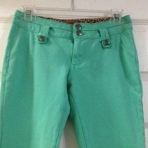Mint Skinny Jeggings & Forever21 Shorts