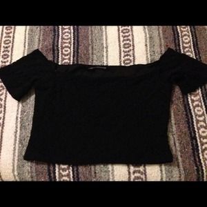 Foreign exchange off the shoulders crop top