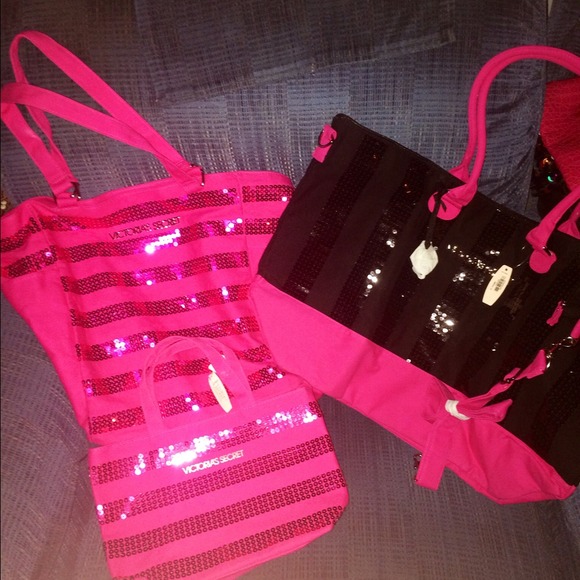 Vs - Picture 2 of 2
