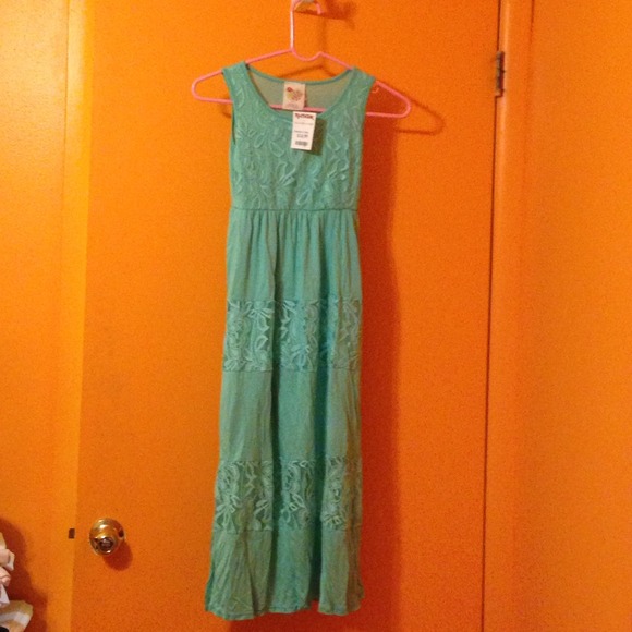 ⛔️SOLD ⛔️Girls Size 8 summer maxi dress - Picture 1 of 3