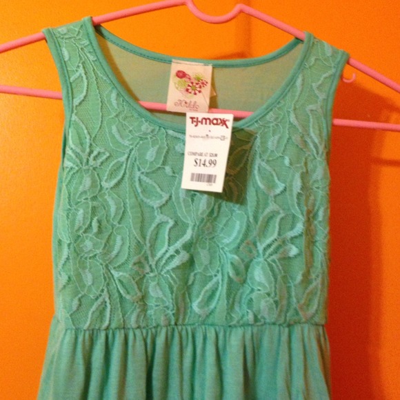 ⛔️SOLD ⛔️Girls Size 8 summer maxi dress - Picture 2 of 3