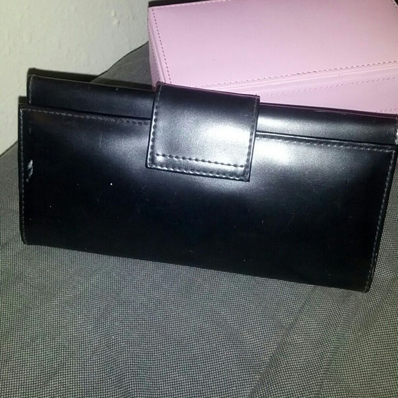 Wallet - Picture 3 of 3