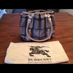 On hold for angelababy