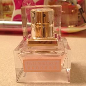 Intimately Beckham perfume