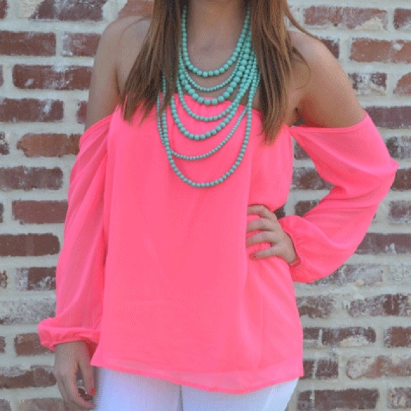 Tops - Bright pink off the shoulder top