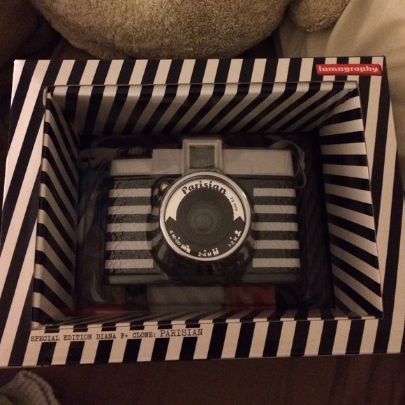 Lomography Diana camera - Picture 3 of 3