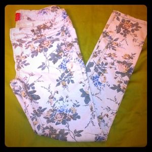 Flowered Jeans