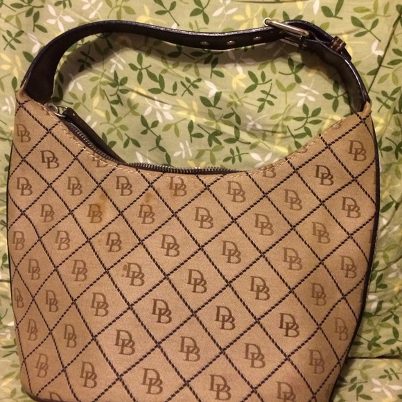 Dooney & Bourke handbag