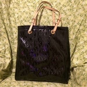 MICHAEL KORS SIGNATURE BLACK MIRROR METAL METALLIC