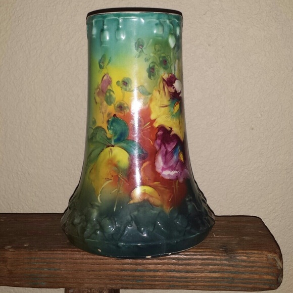 Vase - Picture 2 of 4