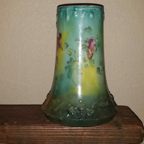 Vase - Picture 3 of 4