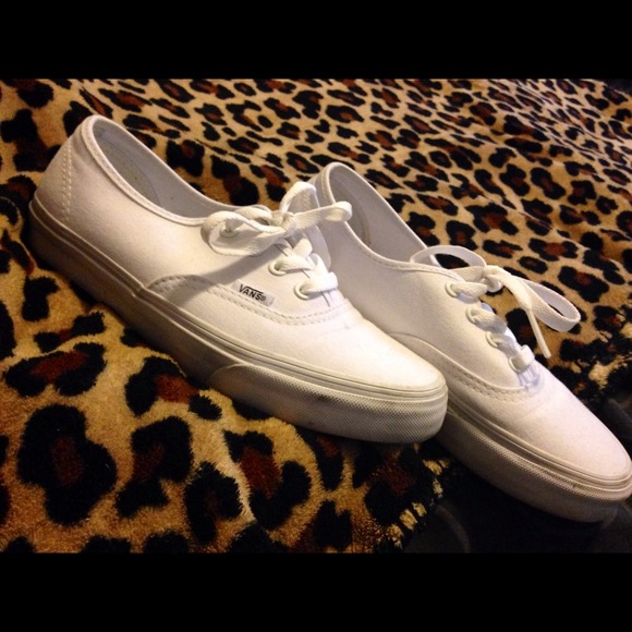 White Vans 🎉