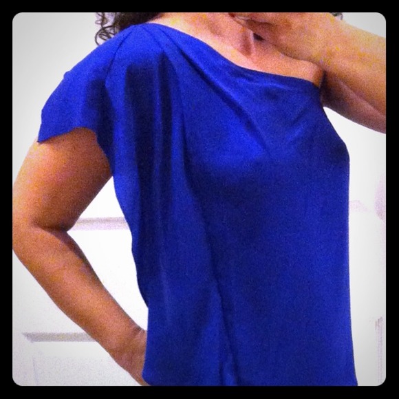 BCBGeneration Tops - NWT BCBGeneration purple top size S