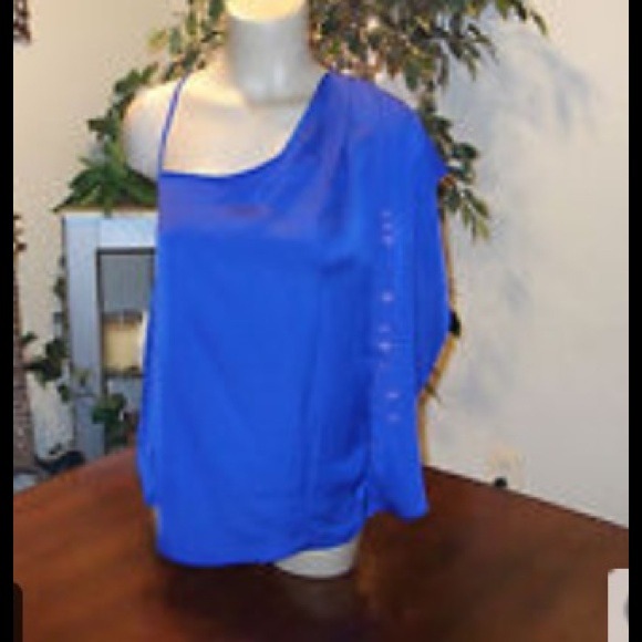 NWT BCBGeneration purple top size S - Picture 4 of 4