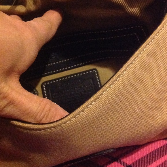 Small vintage coach  bag - Picture 3 of 3