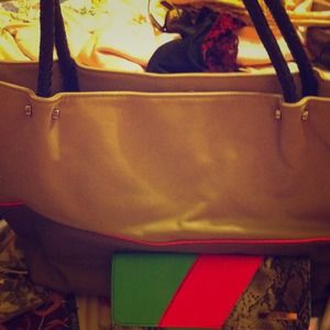 Kenneth Cole purse