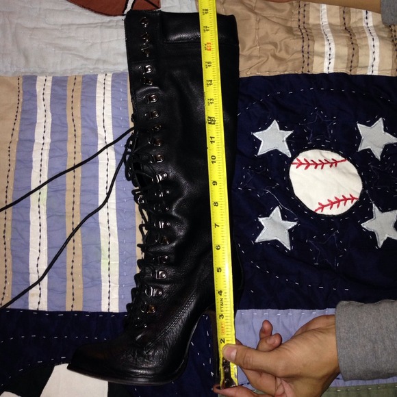 Additional pictures for black high lace boots