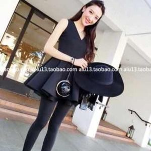 Cute black dress