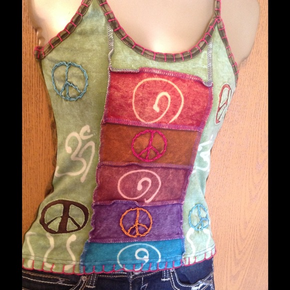 ❌❌SOLD ON MERCARI❌❌ - Picture 2 of 4