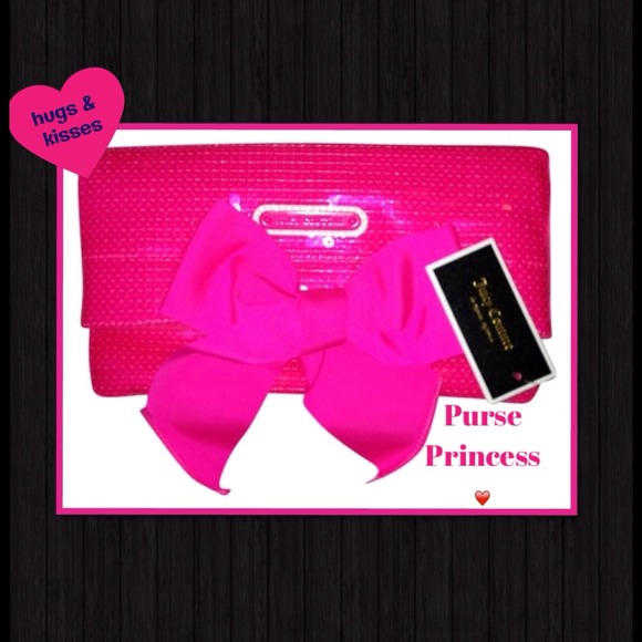 Perfect for the upcoming holiday party!NWT Juicy Couture XL Clutch