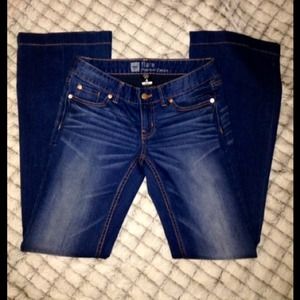 Extreme Flare sandblasted jeans