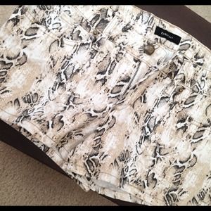 Bebe shorts