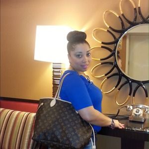 100% Authentic Louis Vuitton MM Neverfull