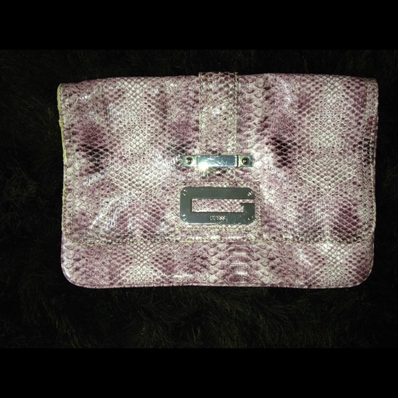 Guess python leather huge clutch - Picture 1 of 4