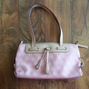 Authentic Dooney & Bourke Medium tassel zip tote