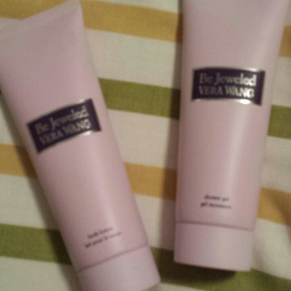 Be jeweled lotion and shower gel