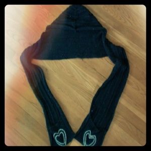 Hood , hand pocket scarf