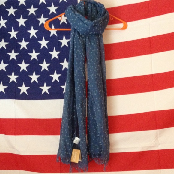 Blue Scarf with White Stars🇺🇸👌