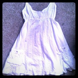 Comfy white summer dress with pockets