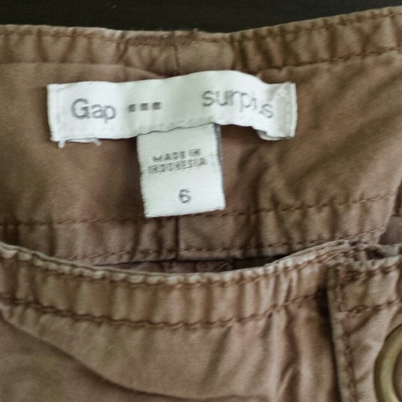 Capris - Picture 4 of 4