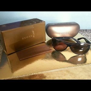 Gucci 'GG 3015/S' Cat Eye Sunglasses BLK/CHROME
