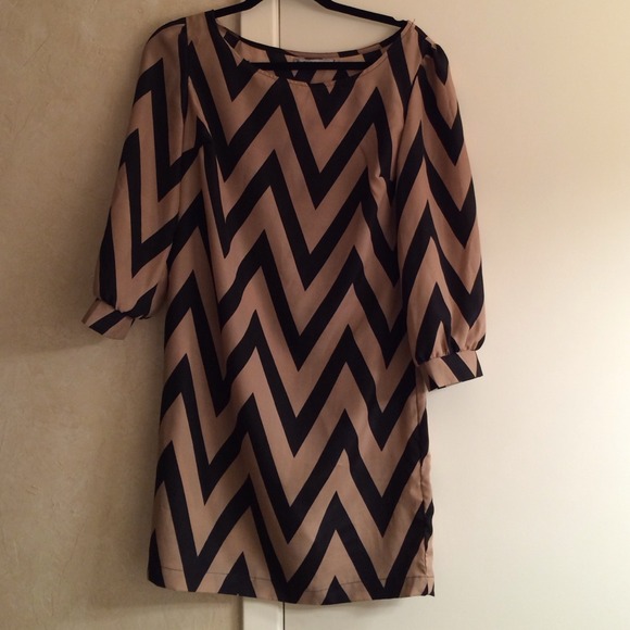 Chevron black & tan dress