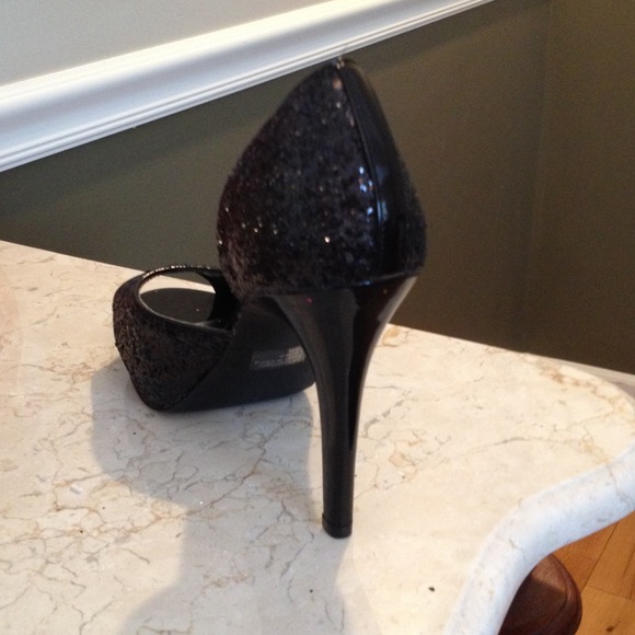 Shoes - Picture 3 of 3