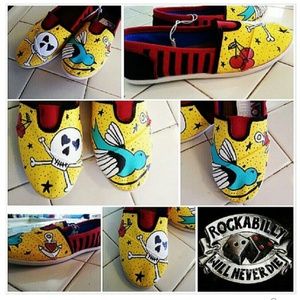 CUSTOM SPARROW shoes . Bongo