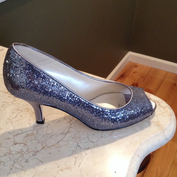 Evening shoes