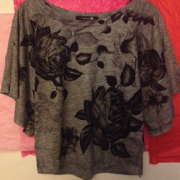 Floral Top - Picture 1 of 1