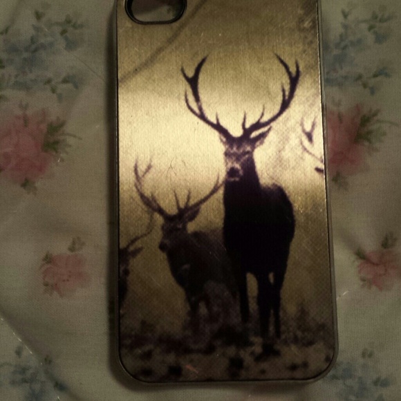 Deer hunting iPhone 4 case