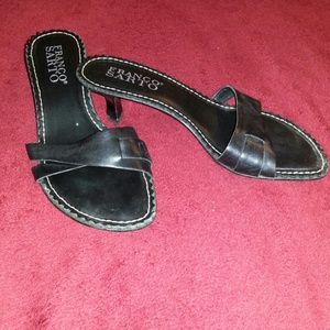 Black, casual 2"heel sandals
