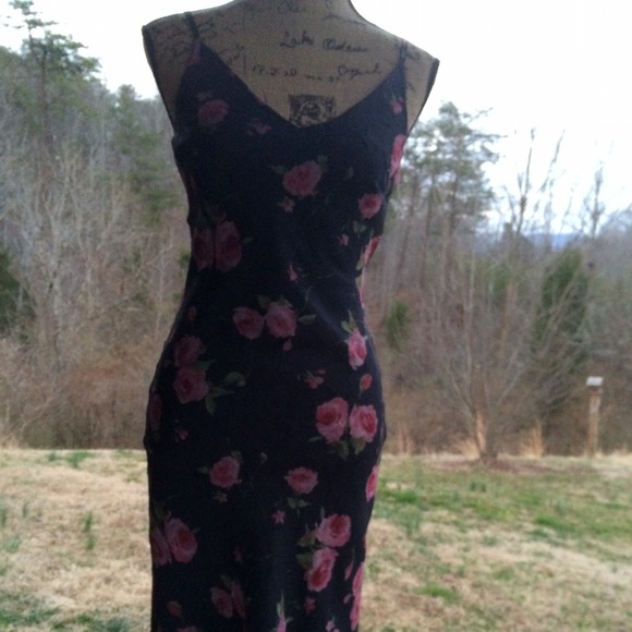 BeBe very sexy black/floral cocktail dress