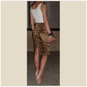 EXPRESS ANIMAL PRINT PENCIL SKIRT !!!