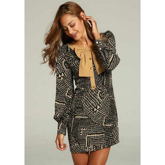 SOLD!!!!!!BUNDLE!!!! Printed shift dress